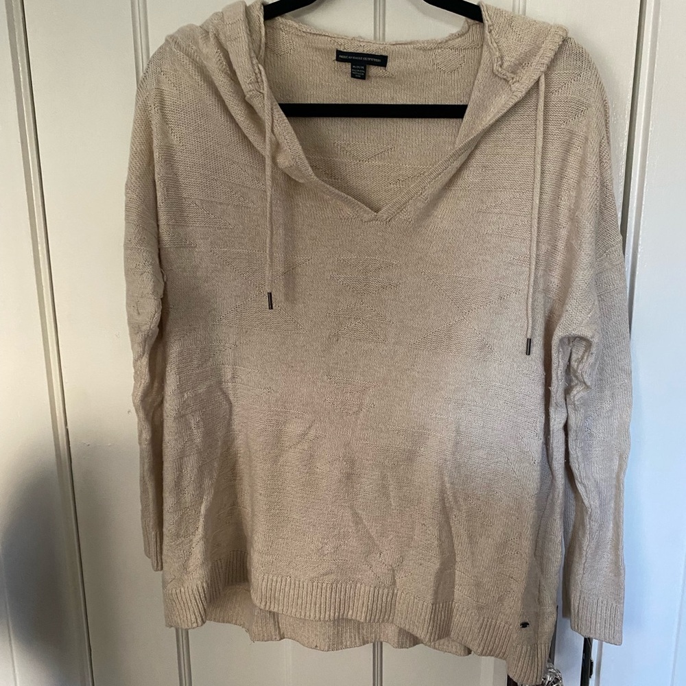 Pullover hooded sweater